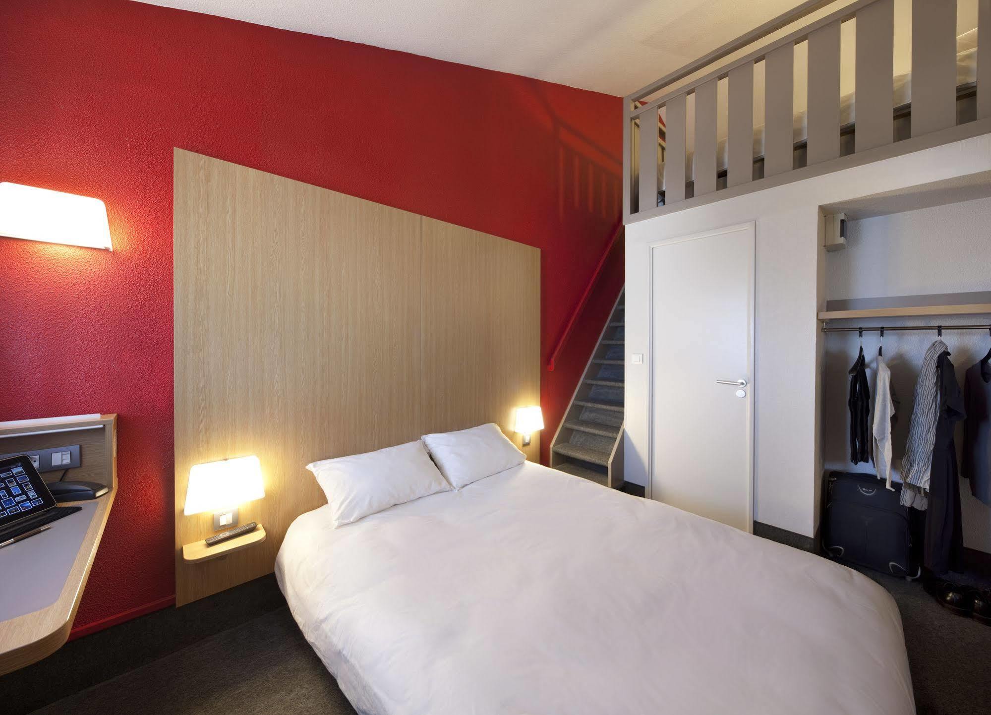 B&B Hotel Calais Coquelles Tunnel Sous La Manche Exterior photo